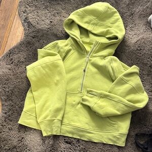 Lululemon Scuba Cropped Half zip